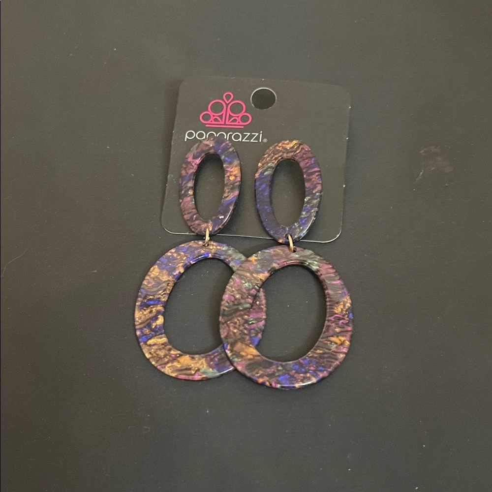 Paparazzi Iridescent Oval Earrings 9$